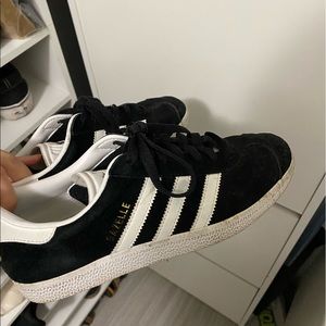 Adidas Gazelle sneakers black and white